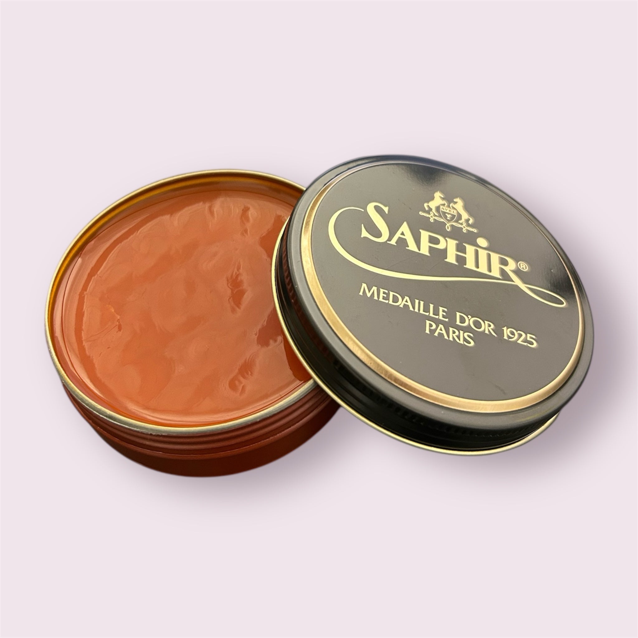 SAPHIR MEDAILLE D'OR PATE DE LUXE - Natural Wax Shoe Polish/Cognac