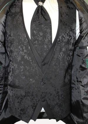 ORESS 3 PIECE TUXEDO