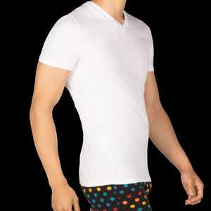 SAXX SHORT SLEEVE V-NECK UNDERCOVER SHIRT