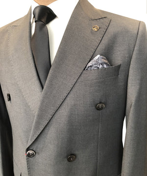 DELMONT 2 PIECE SUIT- DOUBLE BREASTED